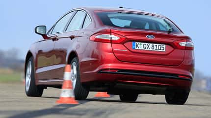 Ford Mondeo 2.0 TDCi, ams0716, Vergleich Ford Mondeo 2.0 TDCi, Heckansicht, Slalom
