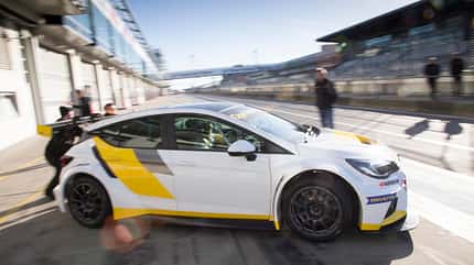 Opel Astra TCR 2016, Tracktest, Tourenwagen, 04/2016 Opel Astra TCR 2016, Tracktest, Tourenwagen, 04/2016