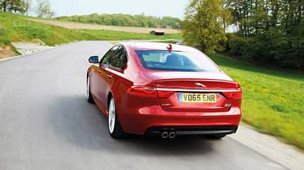 Jaguar XF 20d AWD (X260) - Limousine - Fahrbericht Jaguar XF 20d AWD (X260) - Limousine - Fahrbericht