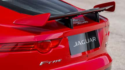 Jaguar F-Type SVR