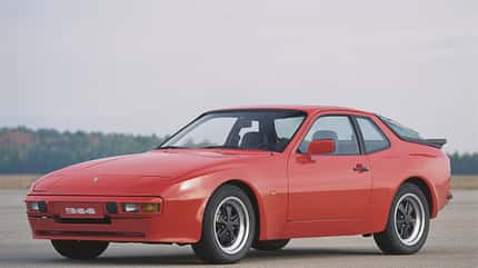 Porsche 944
