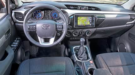 Toyota Hilux Pick-up 2.4D Double Cab 4x4, ams2216, Test Toyota Hilux Pick-up 2.4D Double Cab 4x4, Cockpit