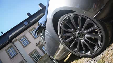 Range Rover 5.0 V8 SV Autobiography, ams2216, Reportage Range Rover 5.0 V8 SV Autobiography, Rosenthal, Fachschule für Porzellanindustrie