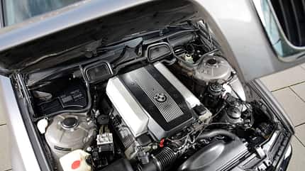 Youngtimer-Fahrbericht-Mercedes-S-500-BMW-740i-Audi-A8-4.2 Youngtimer-Fahrbericht-BMW-740i-Motor