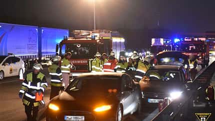 Tesla Model S Unfall A9