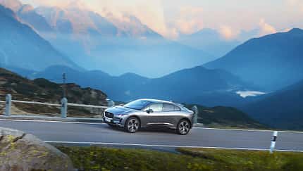 Jaguar I-Pace, Jaguar-Booklet ams2318 Jaguar I-Pace, Ladestation