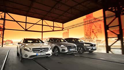 Audi Q3 35 TFSI Advanced, Mercedes GLA 200 Style, Volvo XC40 T3 Momentum, Exterieur