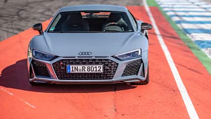 Audi R8 V10 Performance, front