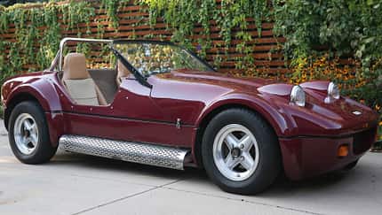 Maxton Rollerskate Component Car