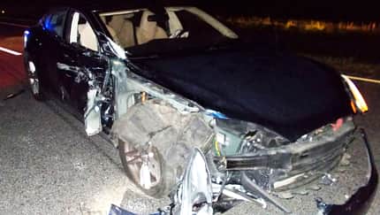 Tesla Model S Autopilot-Crash