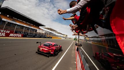 Aston Martin Vantage - Startnummer #90 - Klasse: GTE Am - 24h-Rennen - Le Mans 2020