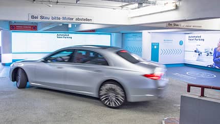 Automated Valet Parking Stuttgart Flughafen Mercedes S-Klasse