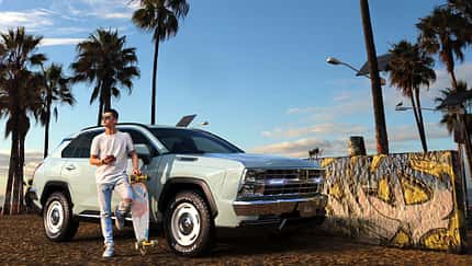 Mitsuoka Buddy auf Basis von Toyota RAV4 2020