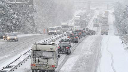 Autobahn Schnee