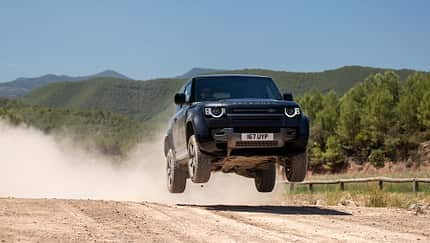 Land Rover Defender V8