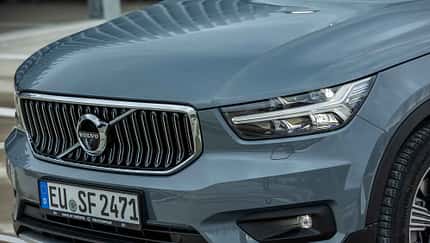  Volvo XC40 B4