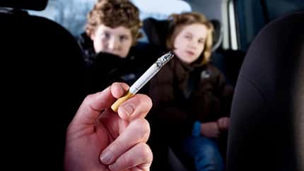 Rauchen im Auto