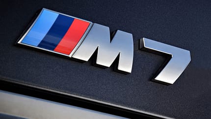 BMW M7