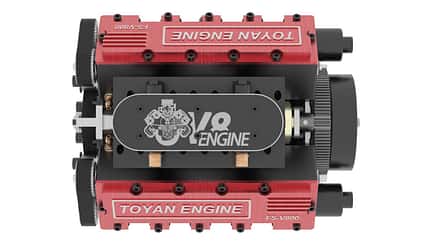 Zwei-Kilo-V8 mit 4 PS