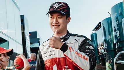 Guanyu Zhou - Alfa Romeo - 2022