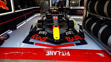 Red Bull RB18 - Garage - 2022