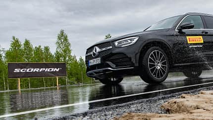 Pirelli Scorpion, Advertorial