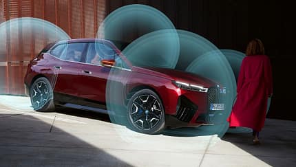 BMW iX Elektro SUV Over the Air OTA Updates