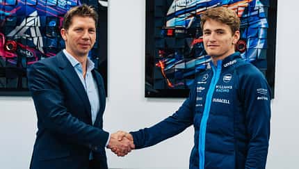 James Vowles & Logan Sargeant - Williams - F1 - 2023