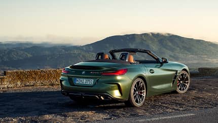 BMW Z4 Edition Pure Impulse (2024) Exterieur von schräg hinten