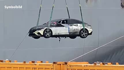 Mercedes EQE Fremantle Highway