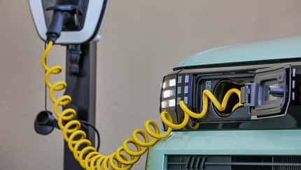 08/2024 Fiat Grande Panda Elektroauto Ladekabel