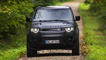 Land Rover Defender 130 P500