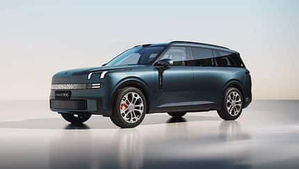 Lynk & Co 900 