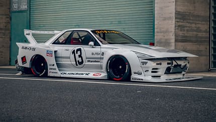 Liberty Walk Nissan Skyline R32 Extrem-Bodykit