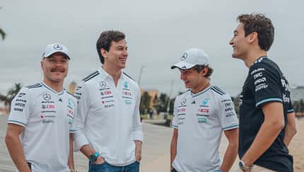 Valtteri Bottas, Toto Wolff, Andrea Kimi Antonelli & George Russell - Mercedes - GP Australien 2025