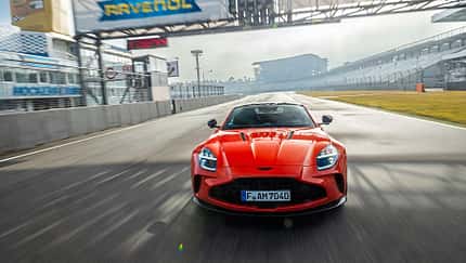 Aston Martin Vantage V8
