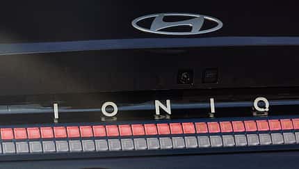 Hyundai Ioniq Schriftzug