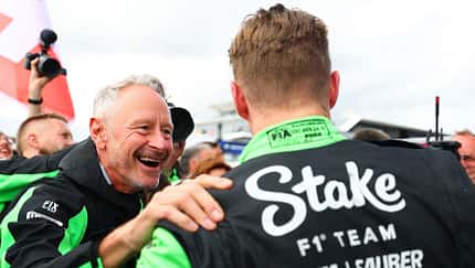 Jonathan Wheatley & Nico Hülkenberg - Sauber - GP England 2025 - Silverstone - Formel 1