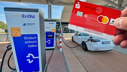 8/2021, Elektroauto Ladesaeule