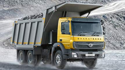 08/2025 BharatBenz HX Baustellen-Truck Daimler Indien