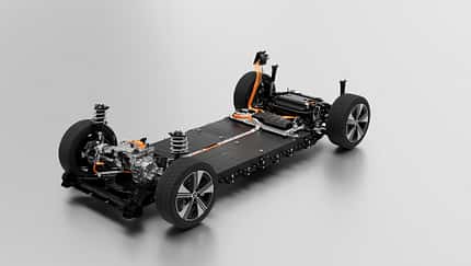 10/2025 Mercedes Batterietechnologie LFP NMC und Festkoerper