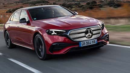 Mercedes-Benz E-Klasse LED Grill Markengesicht neu 2026 Retusche Mercedes-Benz E-Klasse LED Grill Markengesicht neu 2026 Retusche