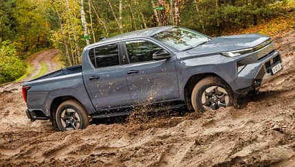 11/2025 Toyota Hilux Premiere