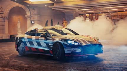 Mercedes-AMG GT 4-Türer Coupé Elektroauto Werkserlkönig