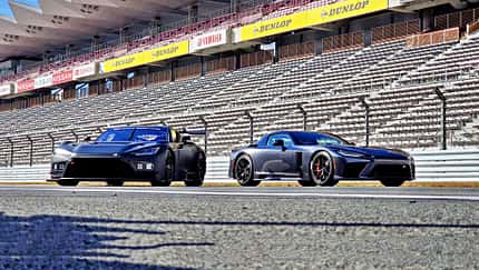 Toyota GR GT und GR GT3 auf dem Fuji Speedway Toyota GR GT und GR GT3 auf dem Fuji Speedway