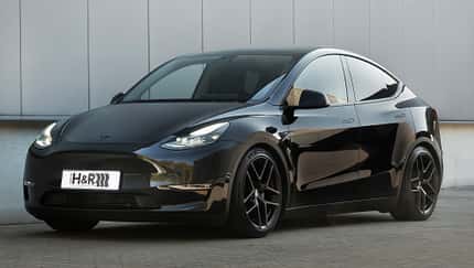 Tesla Model Y mit H&R Gewindefedern