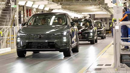 Volvo EX60 Produktion Fertigung Werk Torslanda Gigacasting
