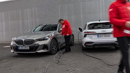 Audi A6 Avant e-Hybrid, BMW 530e Touring