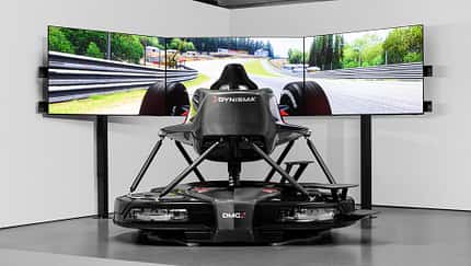Test - Formel 1 - Simulatortechnik - Spezialist Dynisma Test - Formel 1 - Simulatortechnik - Spezialist Dynisma