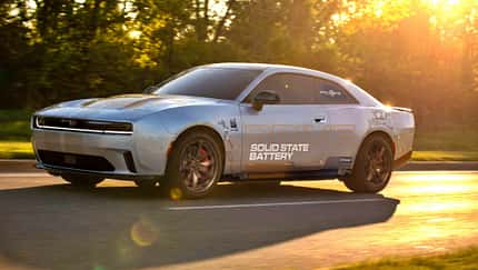 Dodge Charger Daytona Stellantis Feststoffbatterie factorial Dodge Charger Daytona Stellantis Feststoffbatterie factorial